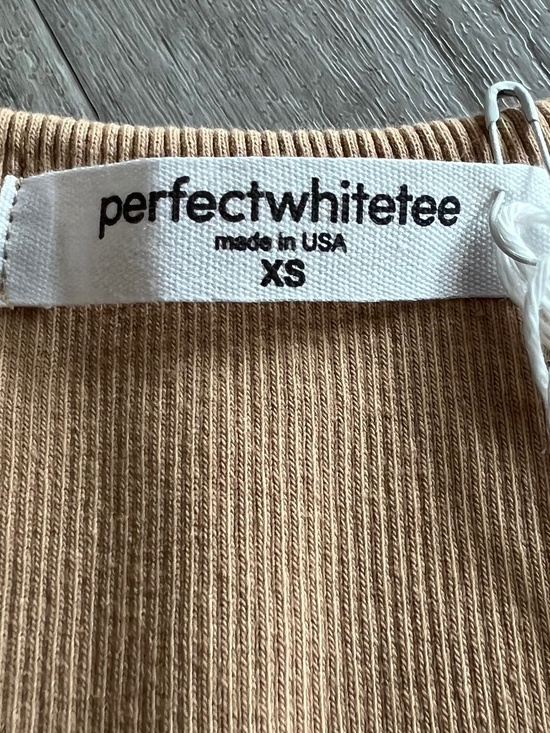 Perfectwhitetee Blondie Tank Tops, Pack of 3 (XS, Women, Black/Cream/Tan, NWT) - Picture 2 of 2